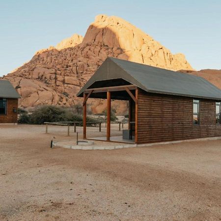 Spitzkoppe Cabin Camp Usakos Exterior foto